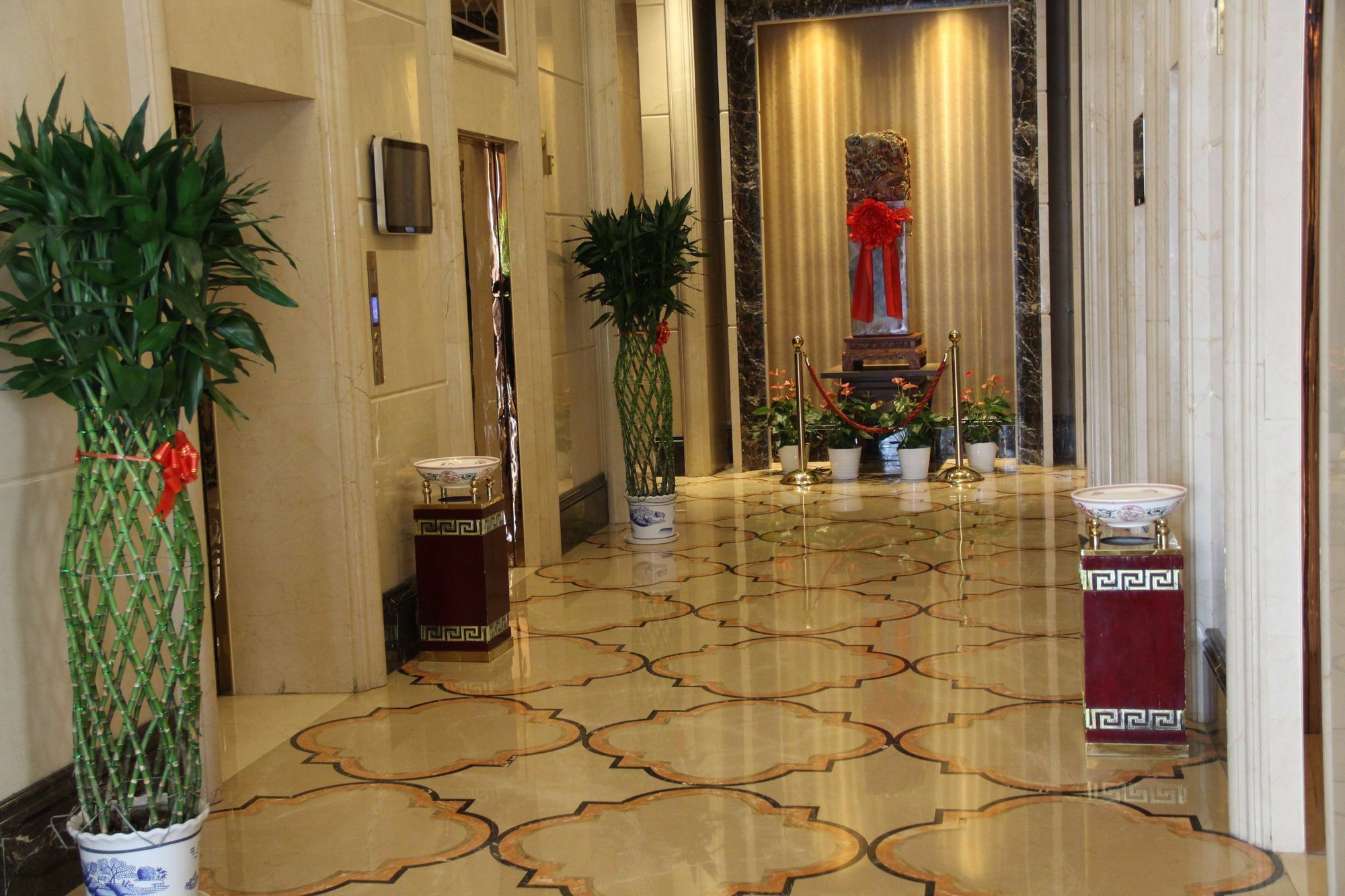 Hengna International Hotel Yiwu  Extérieur photo